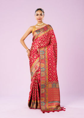 Mohey Women Elegance Overlaid Pink Saree