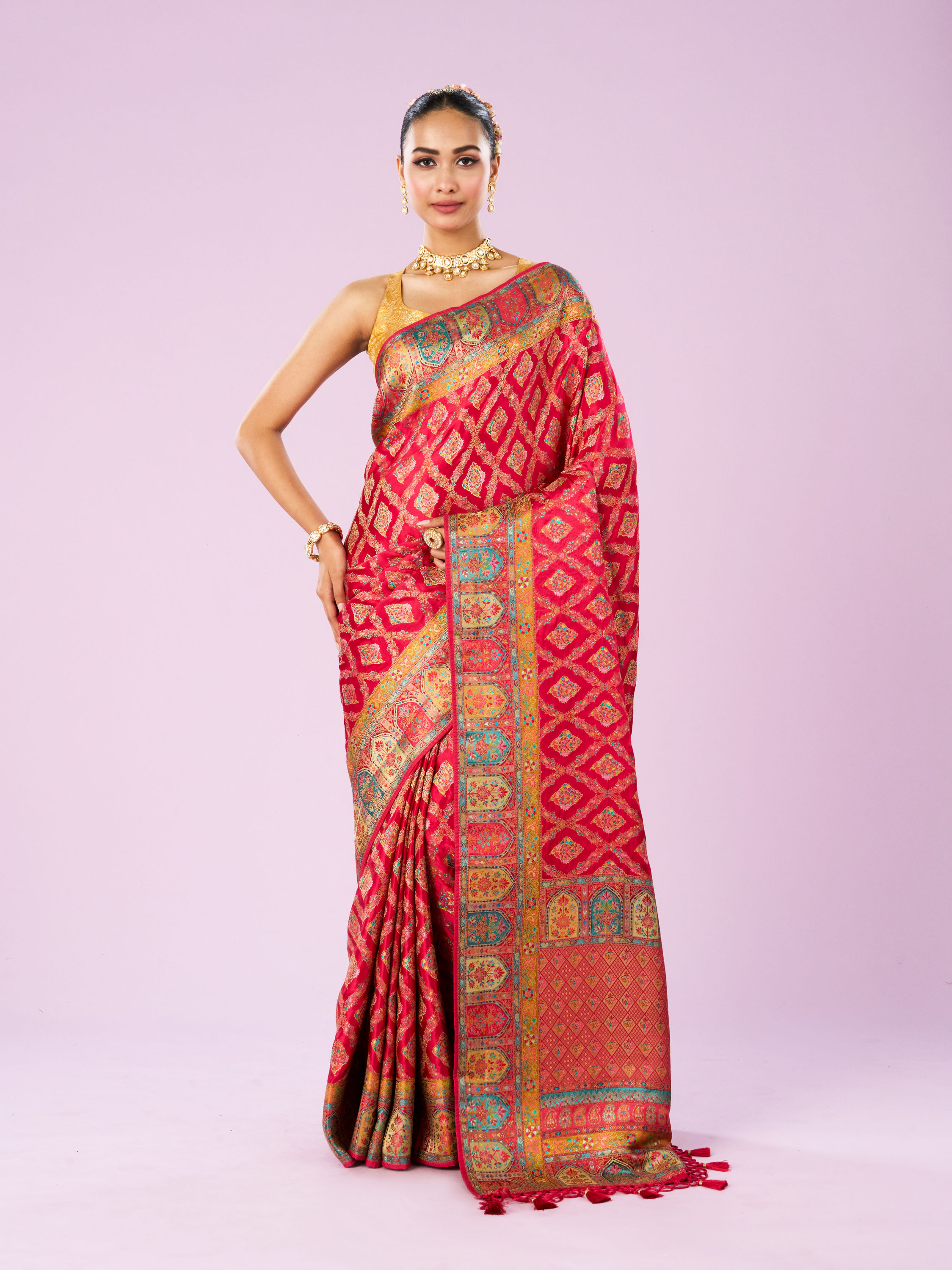 Mohey Women Elegance Overlaid Pink Saree
