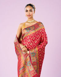 Mohey Women Elegance Overlaid Pink Saree