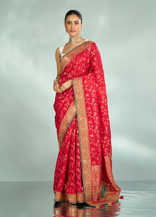Mohey Women Pink Elegance Saree