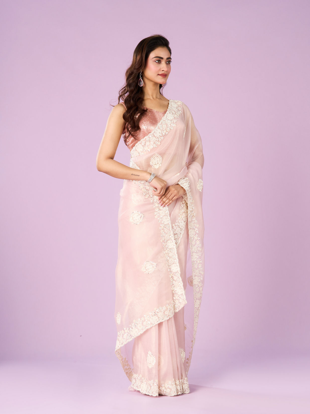Mohey Women Pink Organza Saree Bliss