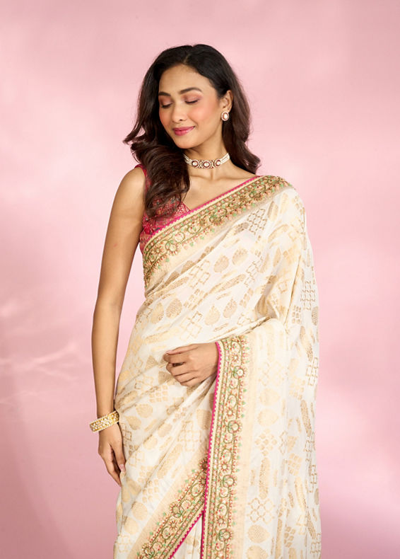Mohey Women Elegant Cream Radiance Saree