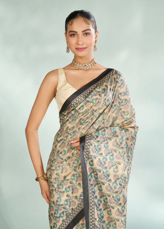 Mohey Women Glowing Fawn Elegance Saree