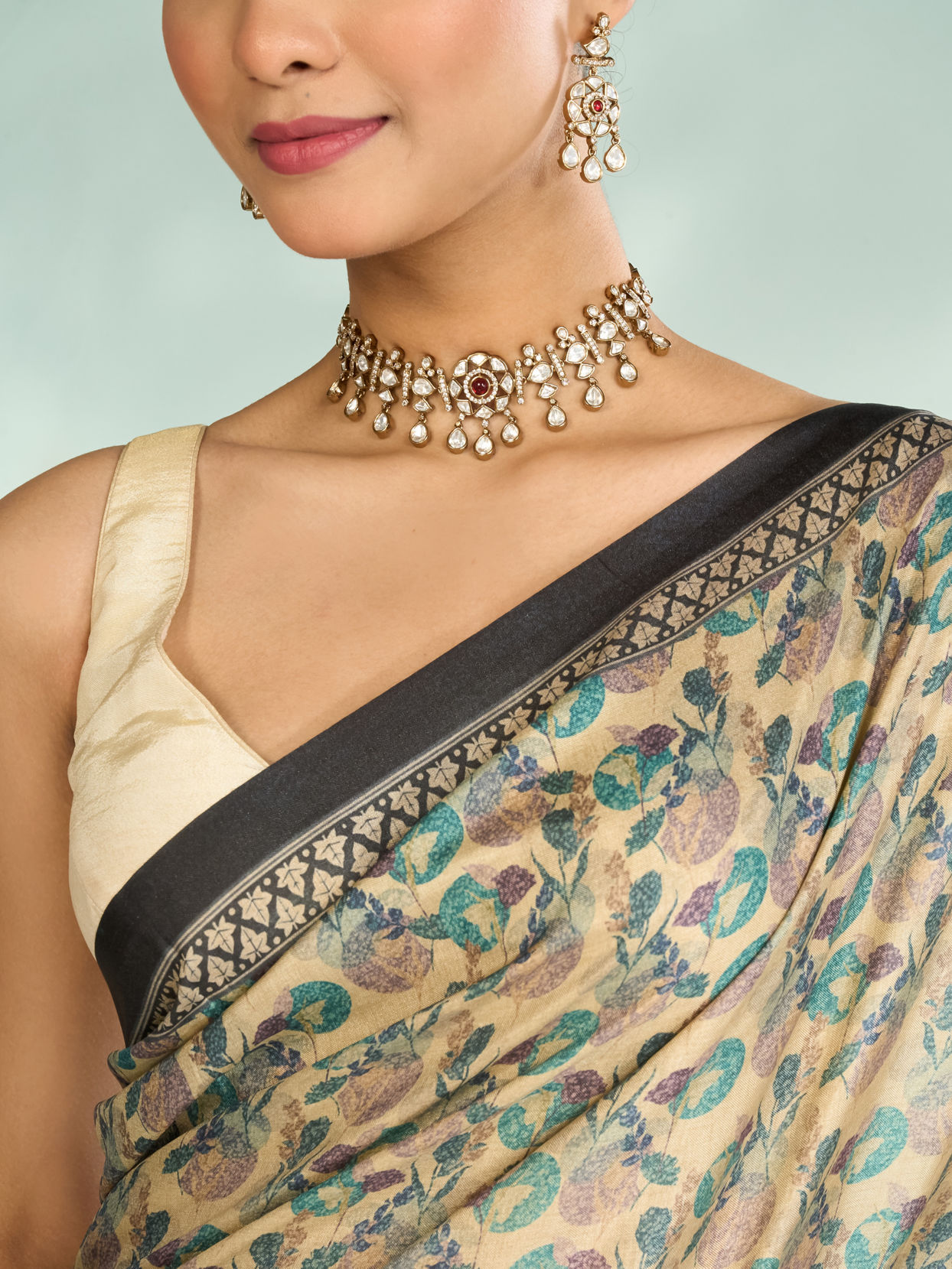Mohey Women Glowing Fawn Elegance Saree