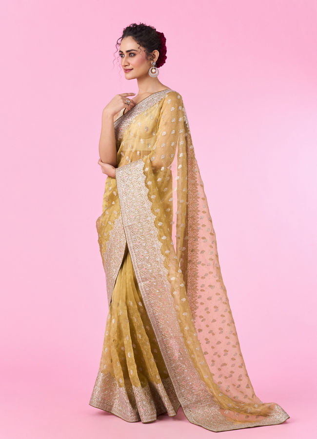 Mohey Women Emerald Green Elegance Saree