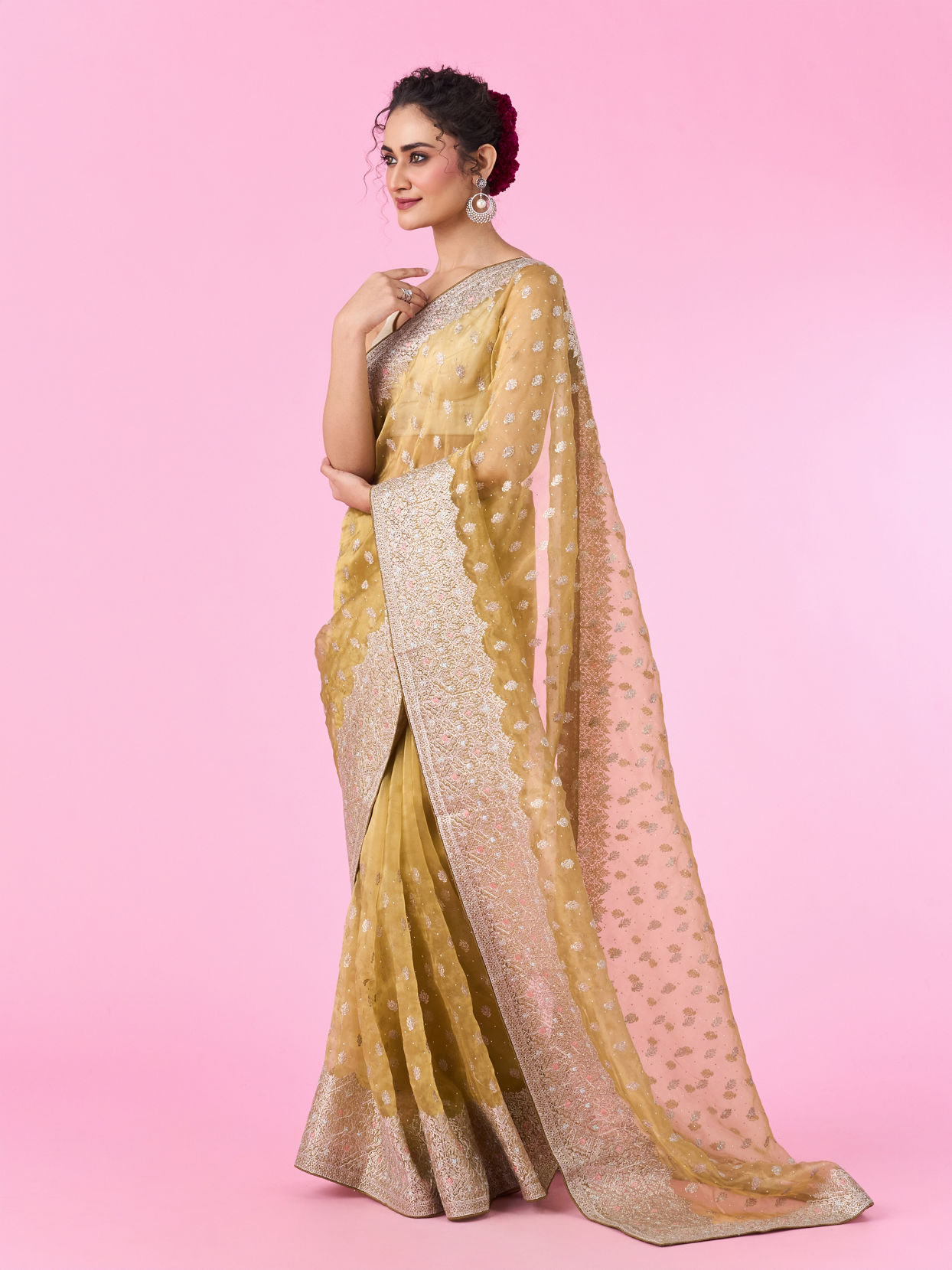 Mohey Women Emerald Green Elegance Saree