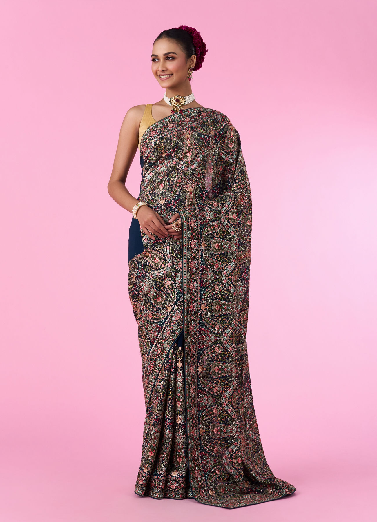 Mohey Women Ethereal Blue Georgette Saree