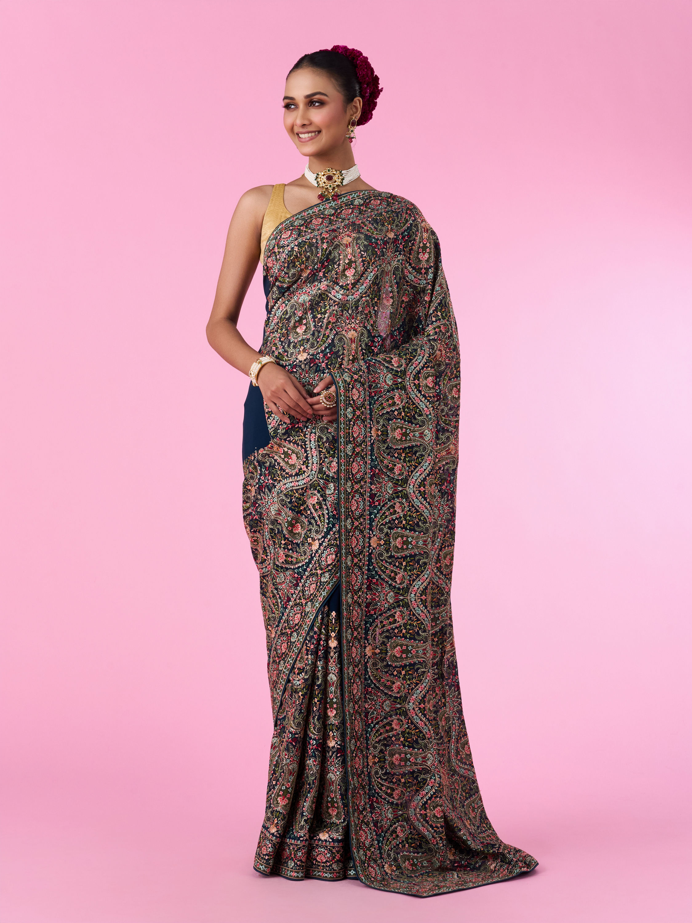 Mohey Women Ethereal Blue Georgette Saree