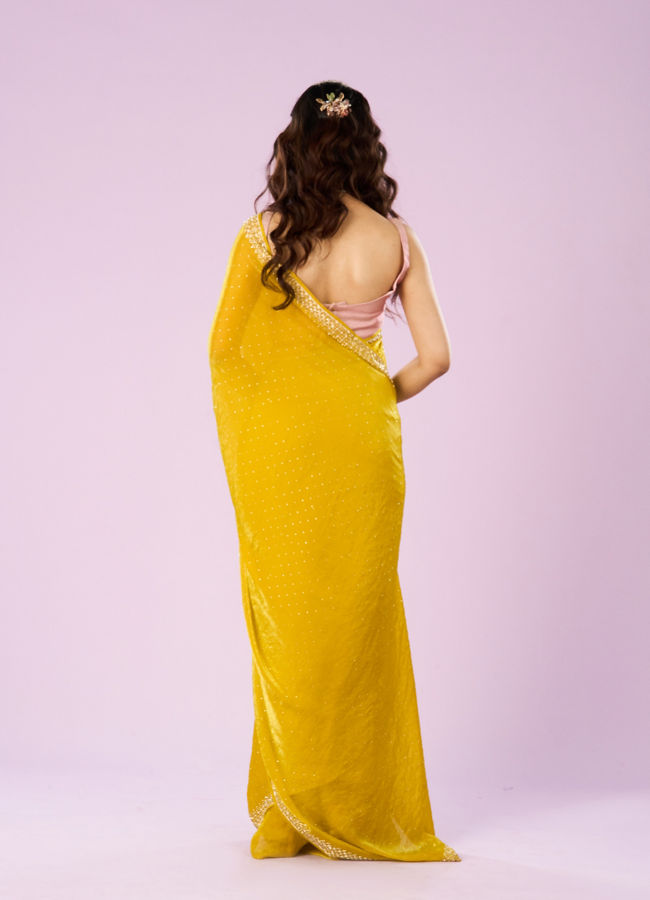 Mohey Women Lustrous Yellow Chinon Saree