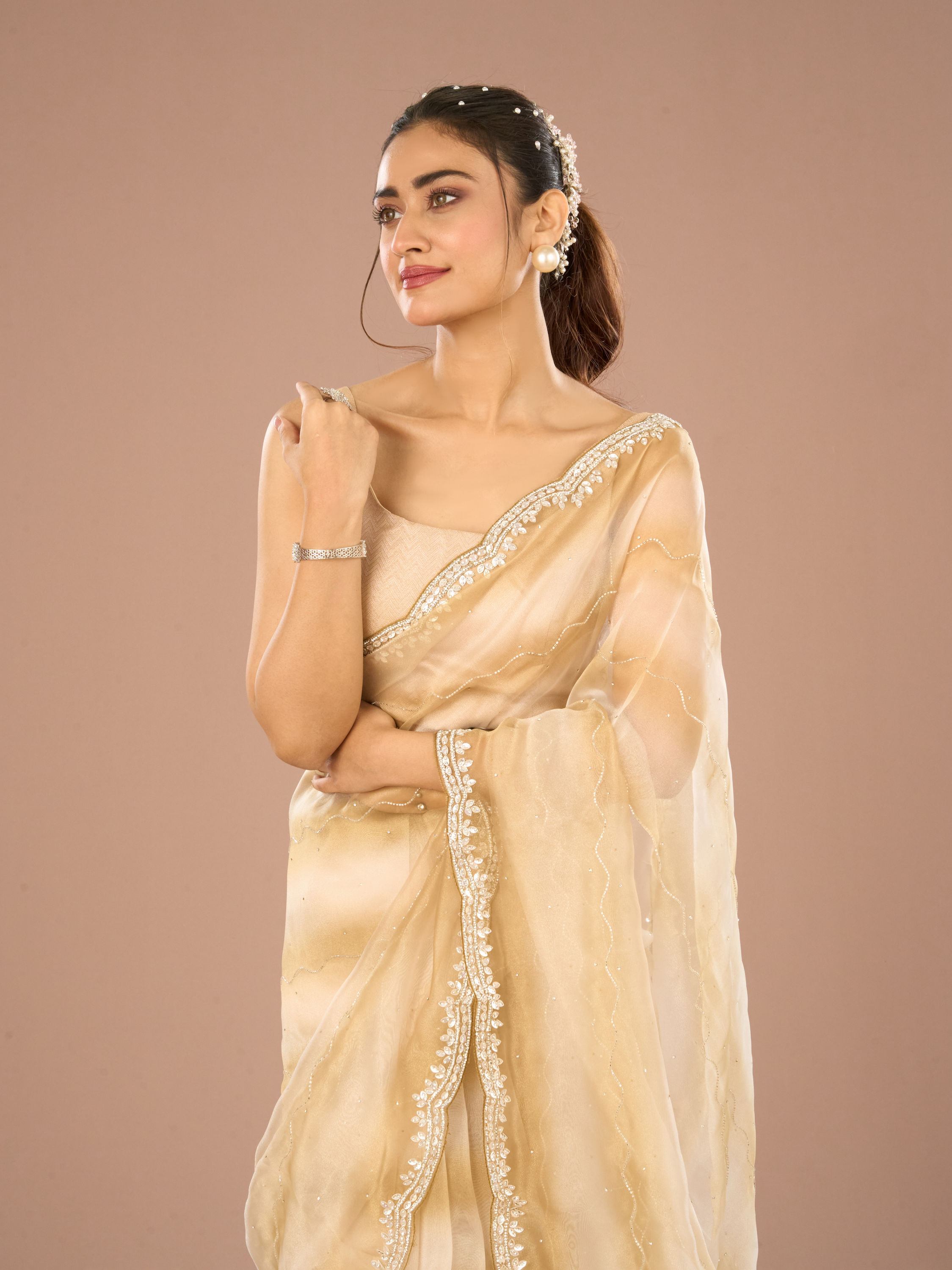 Mohey Women Green Glory Organza Saree
