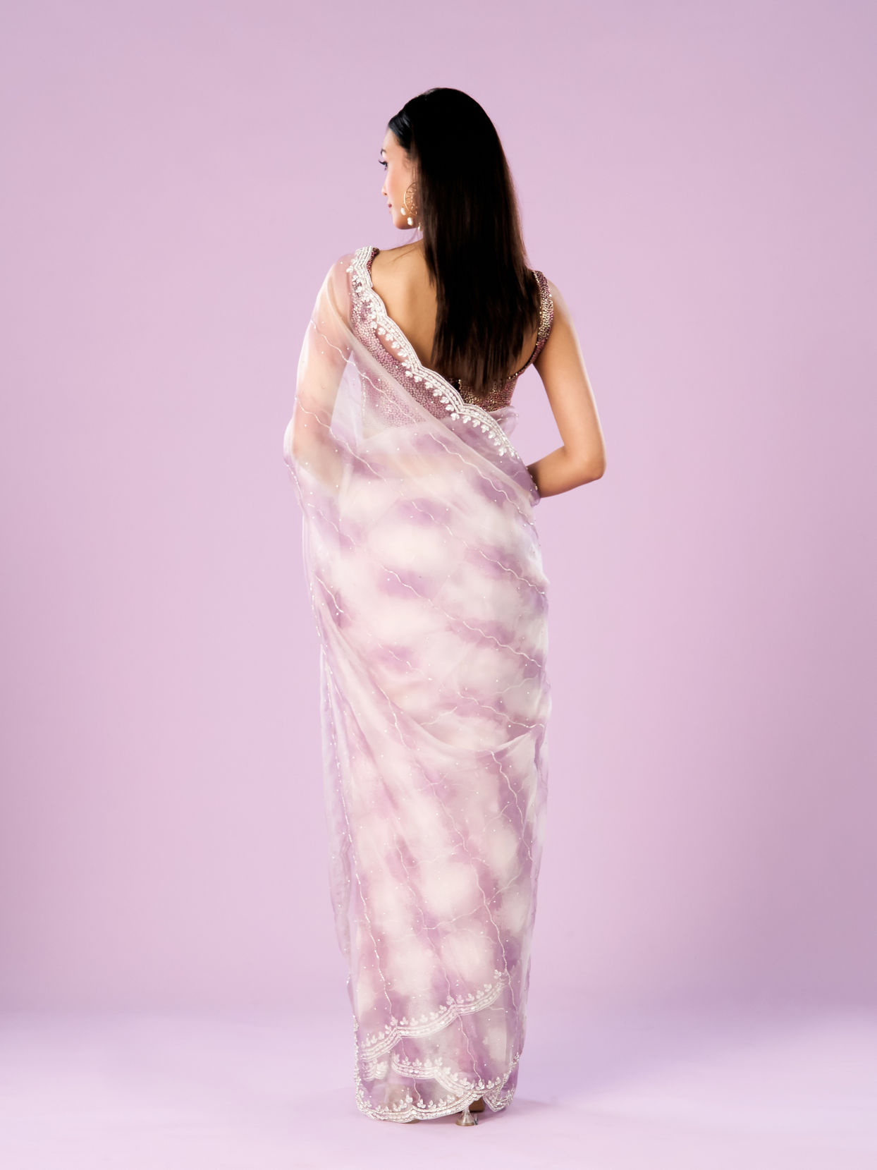 Mohey Women Elegant Purple Organza Saree