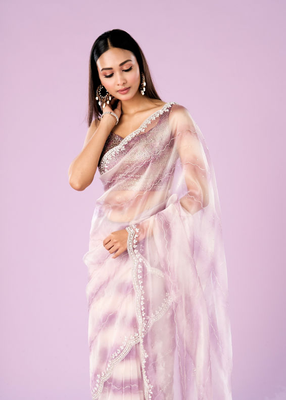 Mohey Women Elegant Purple Organza Saree