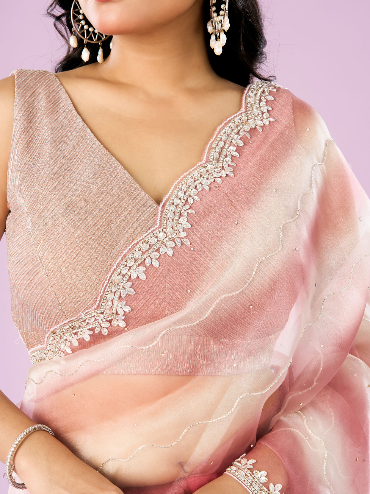 Mohey Women Dusty Pink Charm Organza Saree