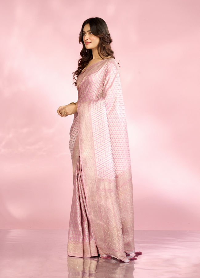 Mohey Women Elegant Purple Saree Enchantment