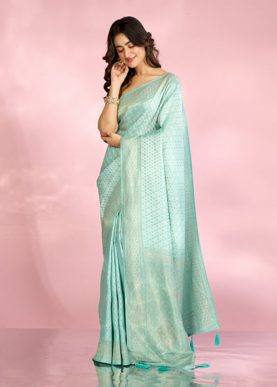 Mohey Women Lustrous Light Blue Silk Saree