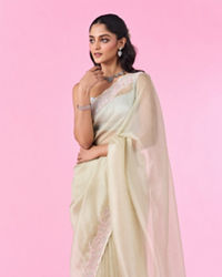 Mohey Women Ethereal Green Organza Saree