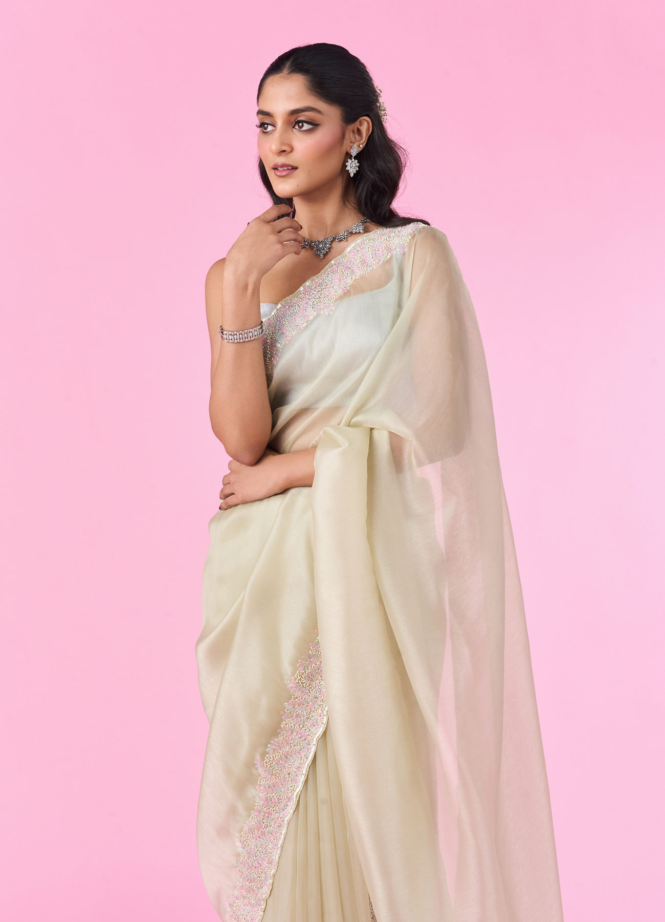 Mohey Women Ethereal Green Organza Saree