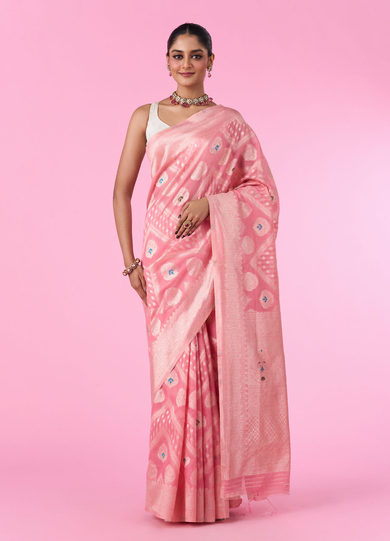 Mohey Women Pink Elegance Saree