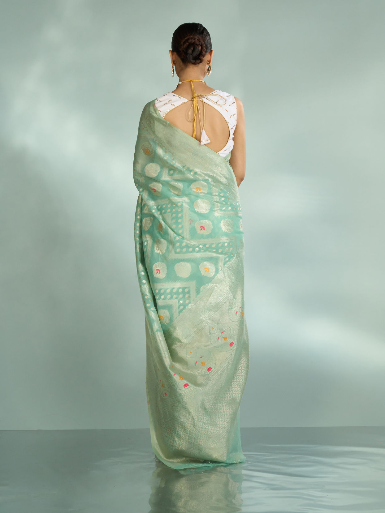 Mohey Women Serene Sea Green Saree