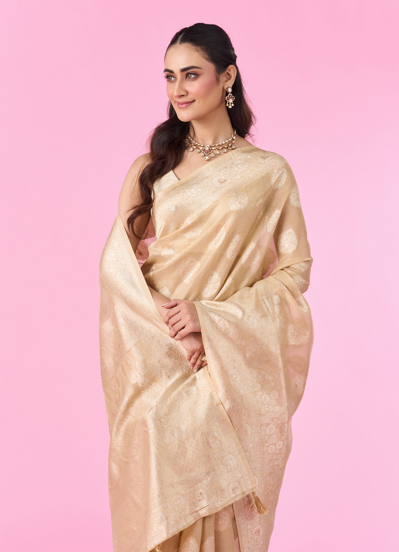 Mohey Women Beige Elegance Saree