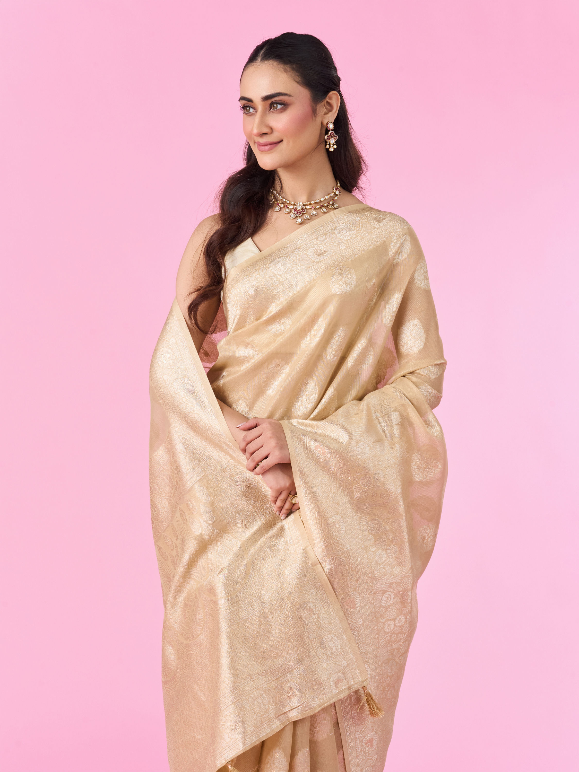 Mohey Women Beige Elegance Saree