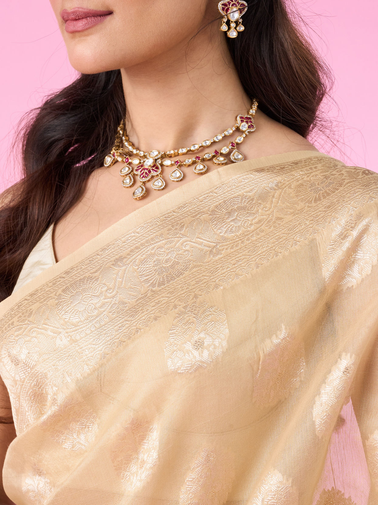 Mohey Women Beige Elegance Saree