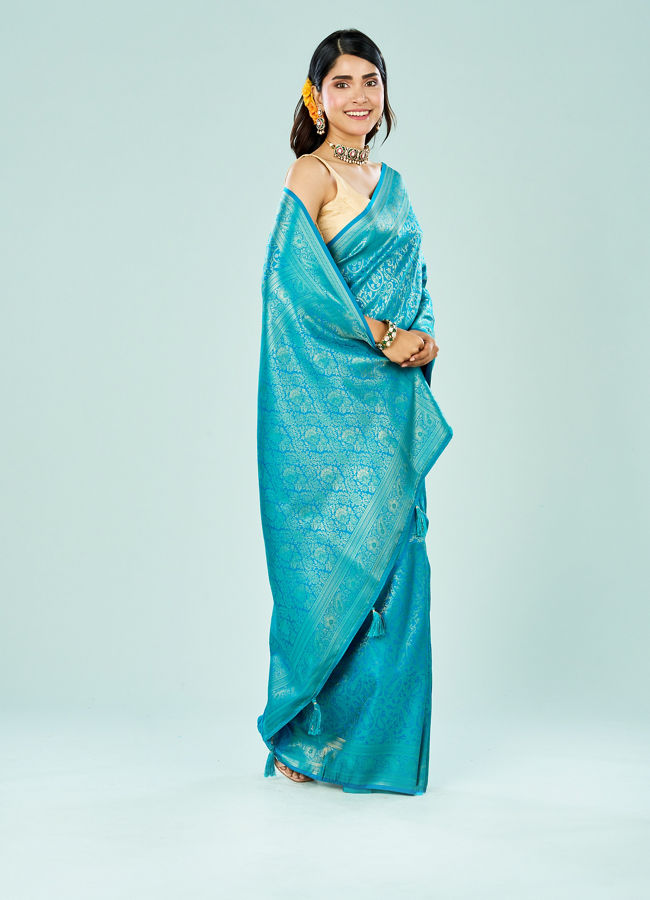 Mohey Women Elegant Blue Saree with Unstitch Blouse
