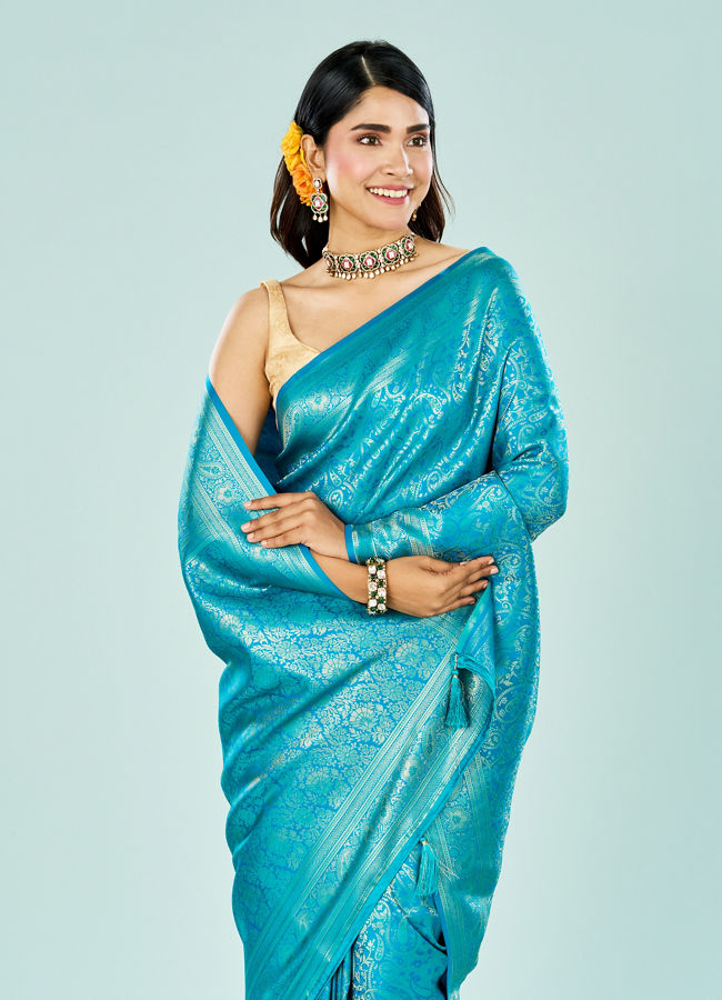 Mohey Women Elegant Blue Saree with Unstitch Blouse