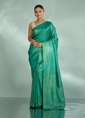 Mohey Women Luscious Rama Green Saree