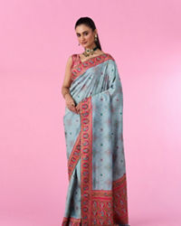 Mohey Women Sea Green Elegance Saree