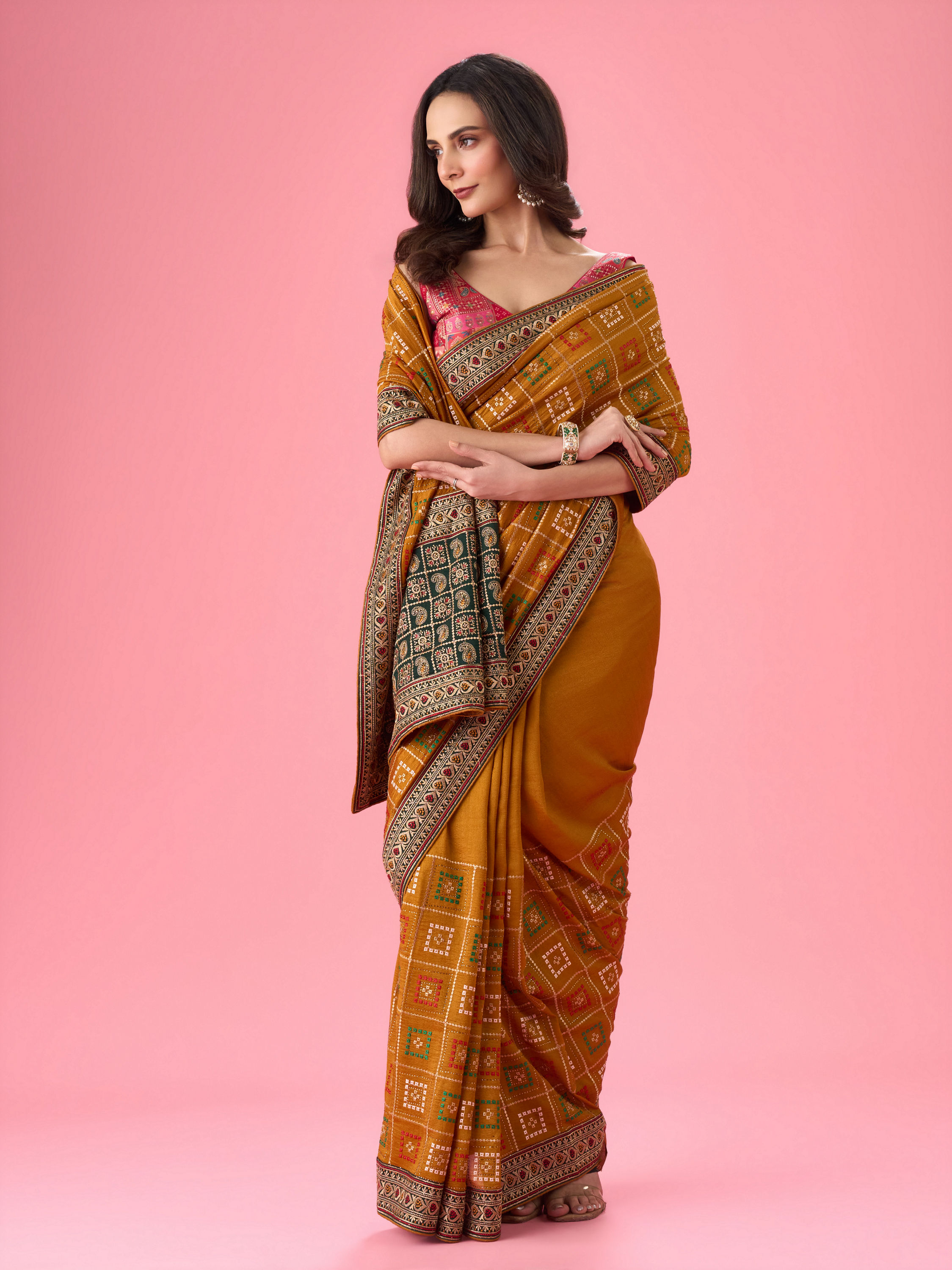 Mohey Women Radiant Mustard Yellow Saree