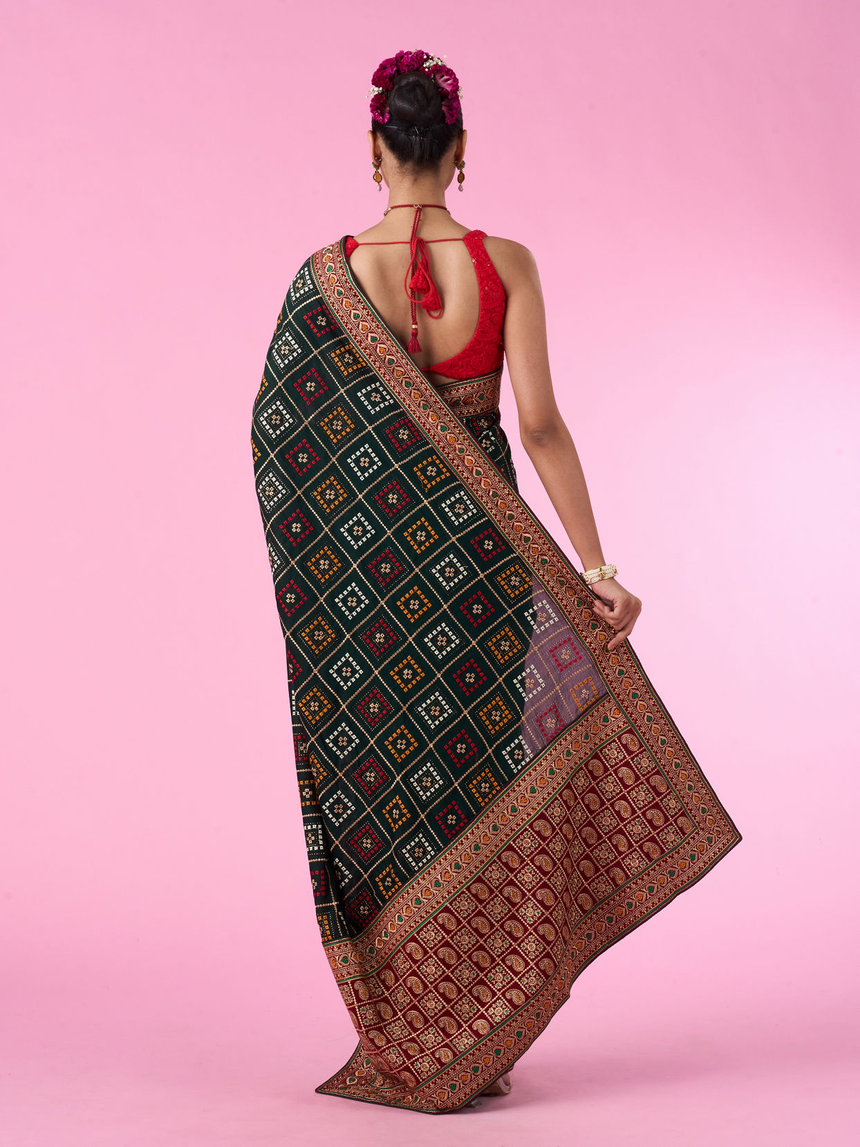 Mohey Women Bottle Green Euphoria Saree