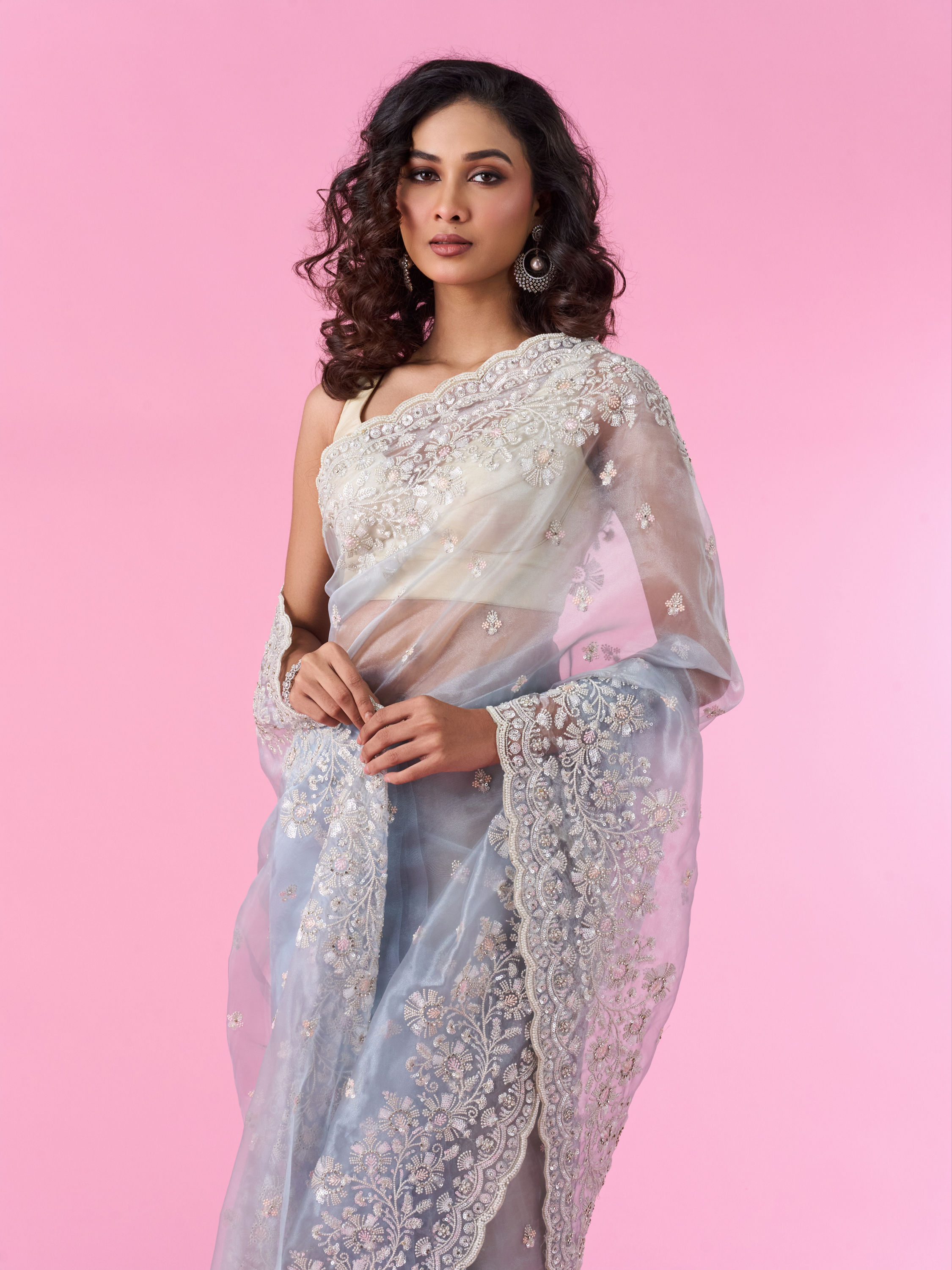 Mohey Women Radiant Light Blue Organza Saree