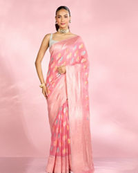 Mohey Women Enchanting Pink Elegance Saree