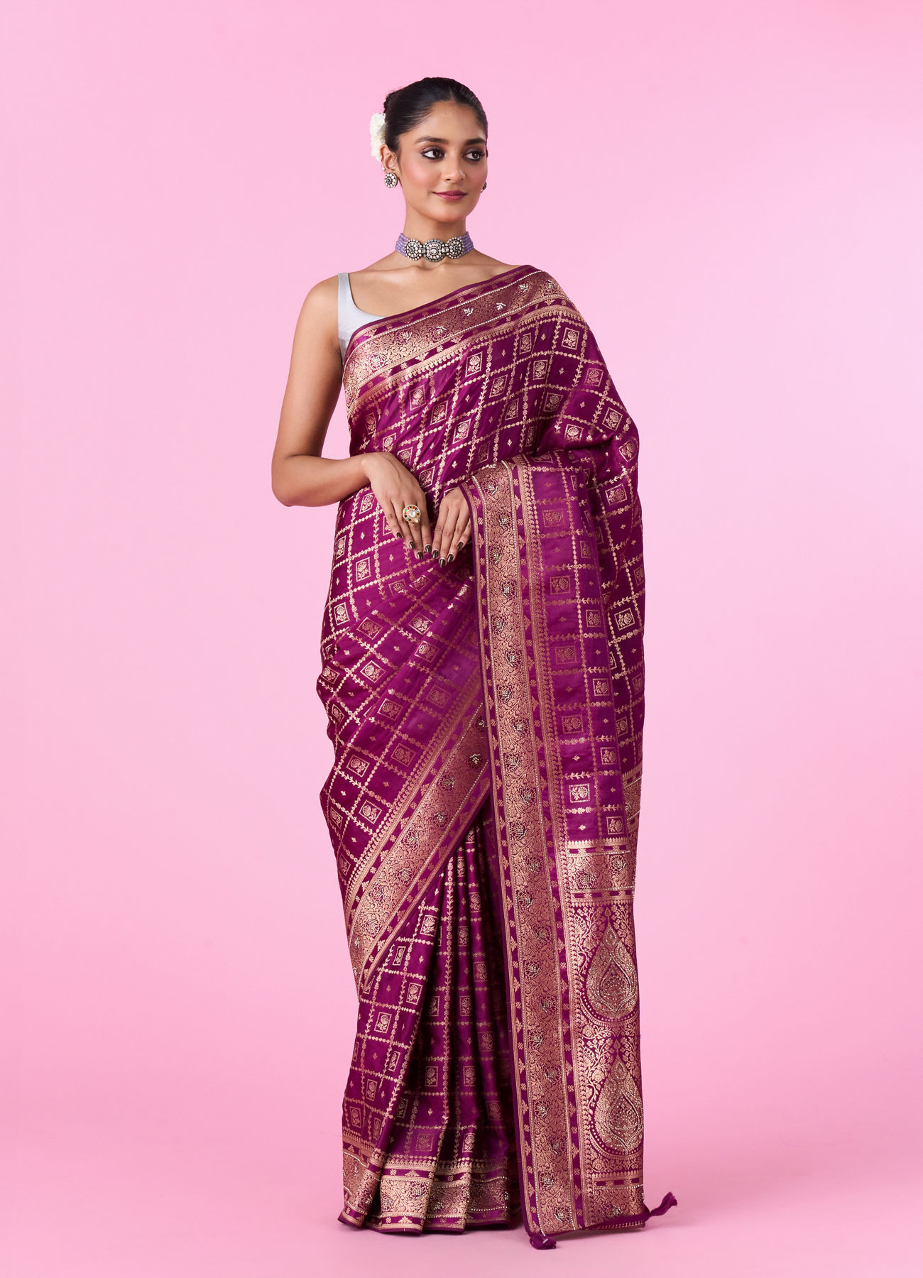 Mohey Women Wine Elegance Banarasi Saree