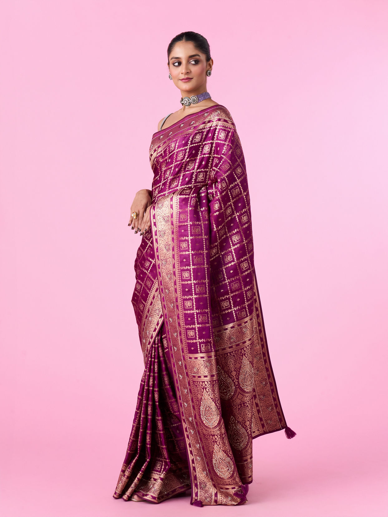 Mohey Women Wine Elegance Banarasi Saree