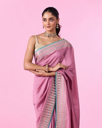 Mohey Women Glistening Purple Elegance Saree