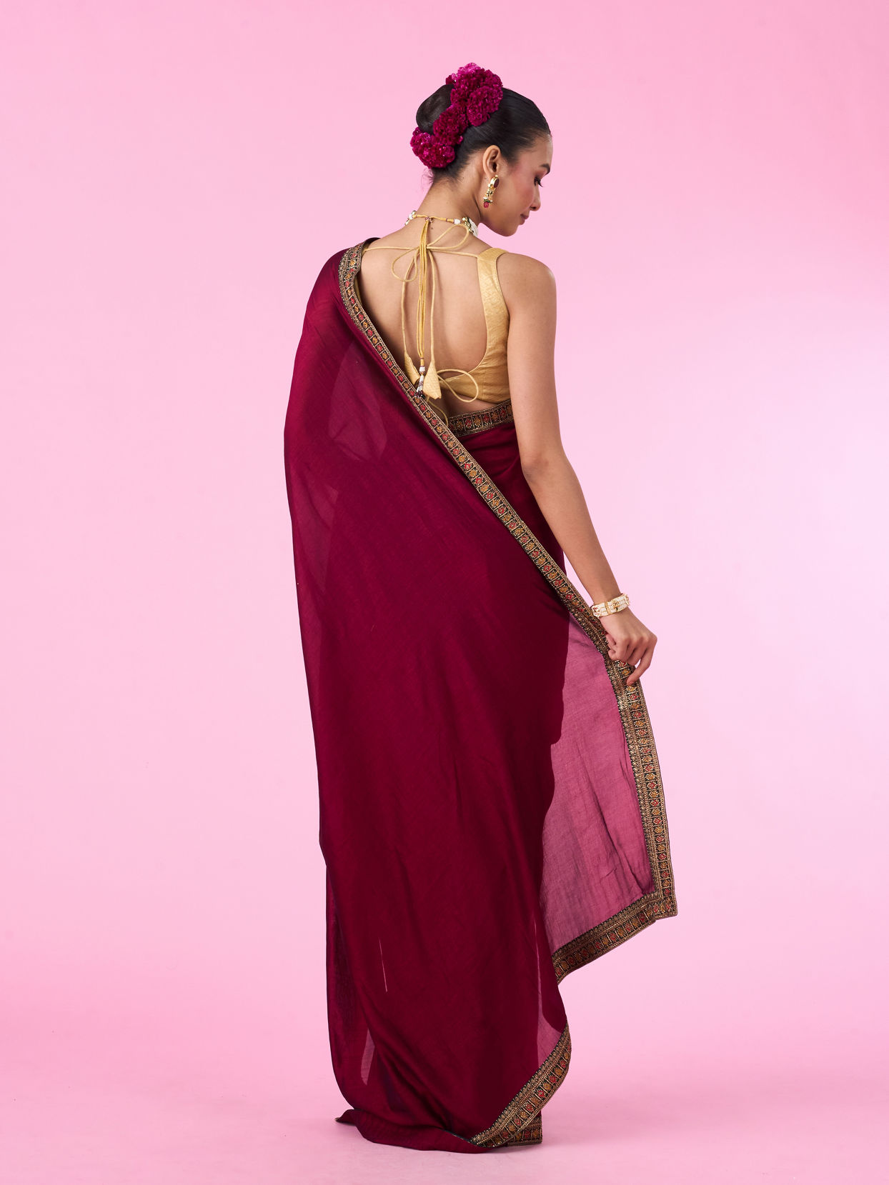 Mohey Women Wine Eleganza Saree