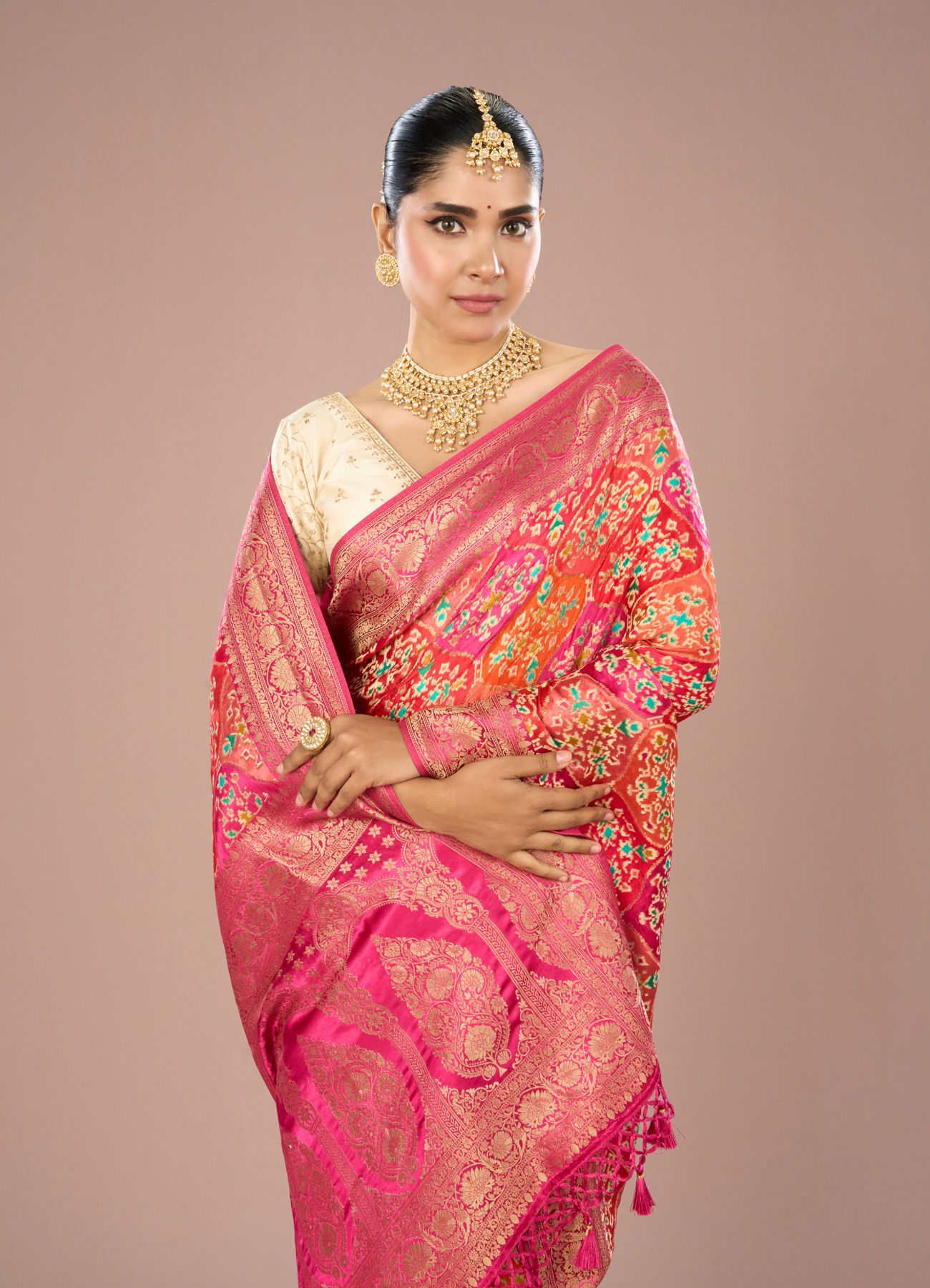 Mohey Women Pink Banarasi Art Silk Saree