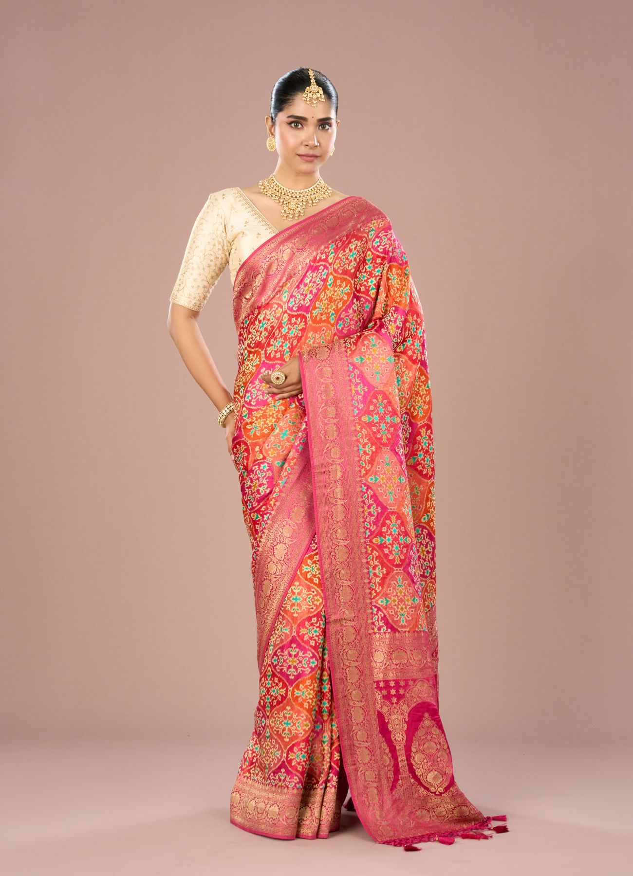 Mohey Women Pink Banarasi Art Silk Saree