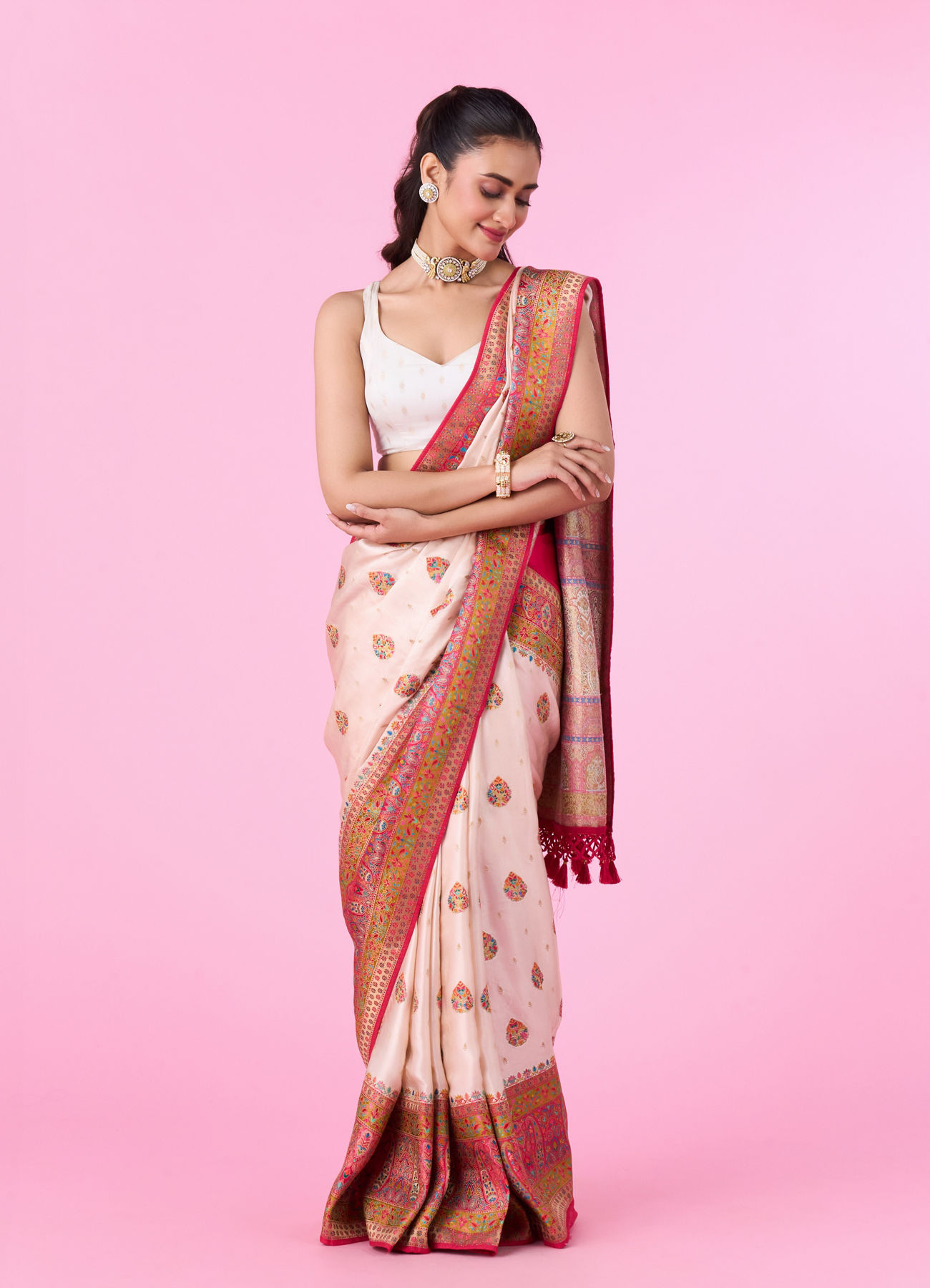 Mohey Women Radiant Cream Beauty Banarasi Saree