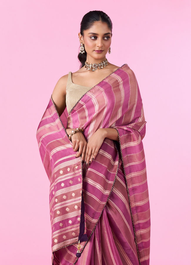 Mohey Women Purple Elegance Saree