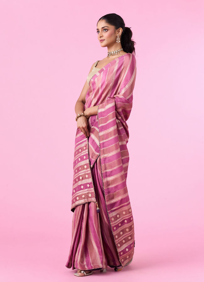 Mohey Women Purple Elegance Saree