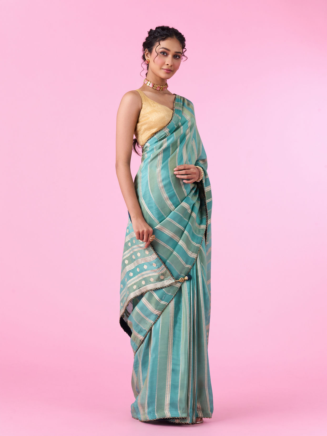 Mohey Women Emerald Bliss Saree