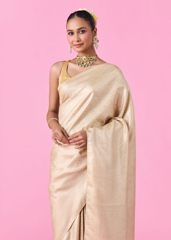 Mohey Women Elegant Cream Banarasi Saree Artistry
