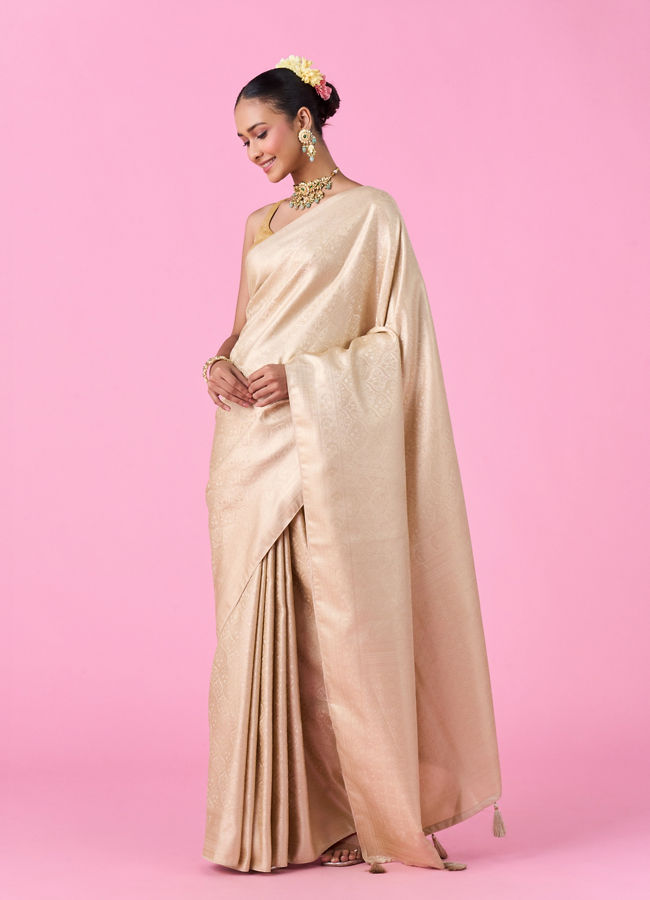 Mohey Women Elegant Cream Banarasi Saree Artistry