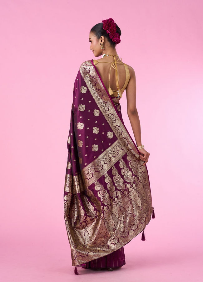 Mohey Women Splendour Wine Beauty Saree