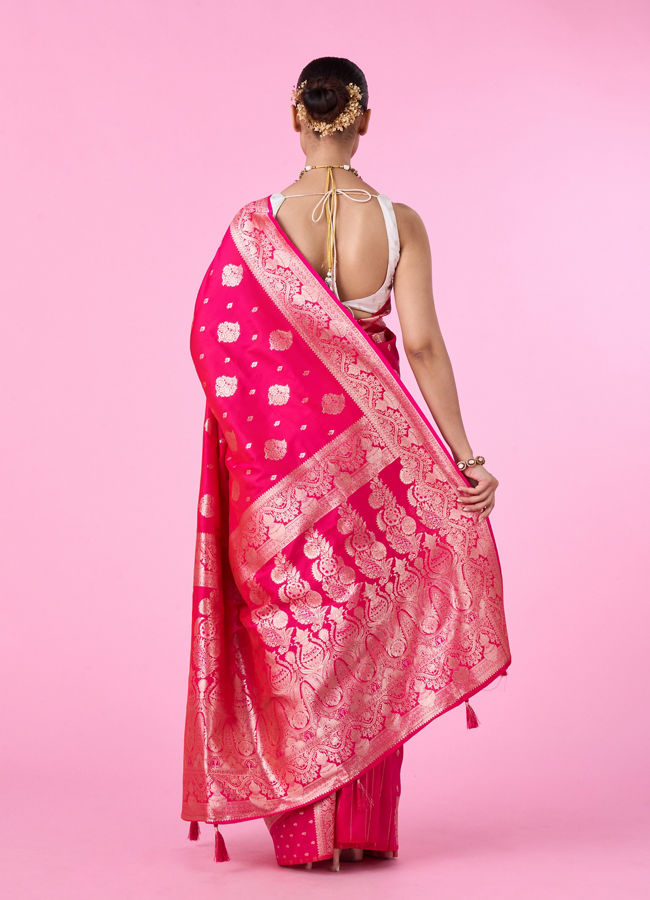 Mohey Women Ravishing Rani Pink Saree