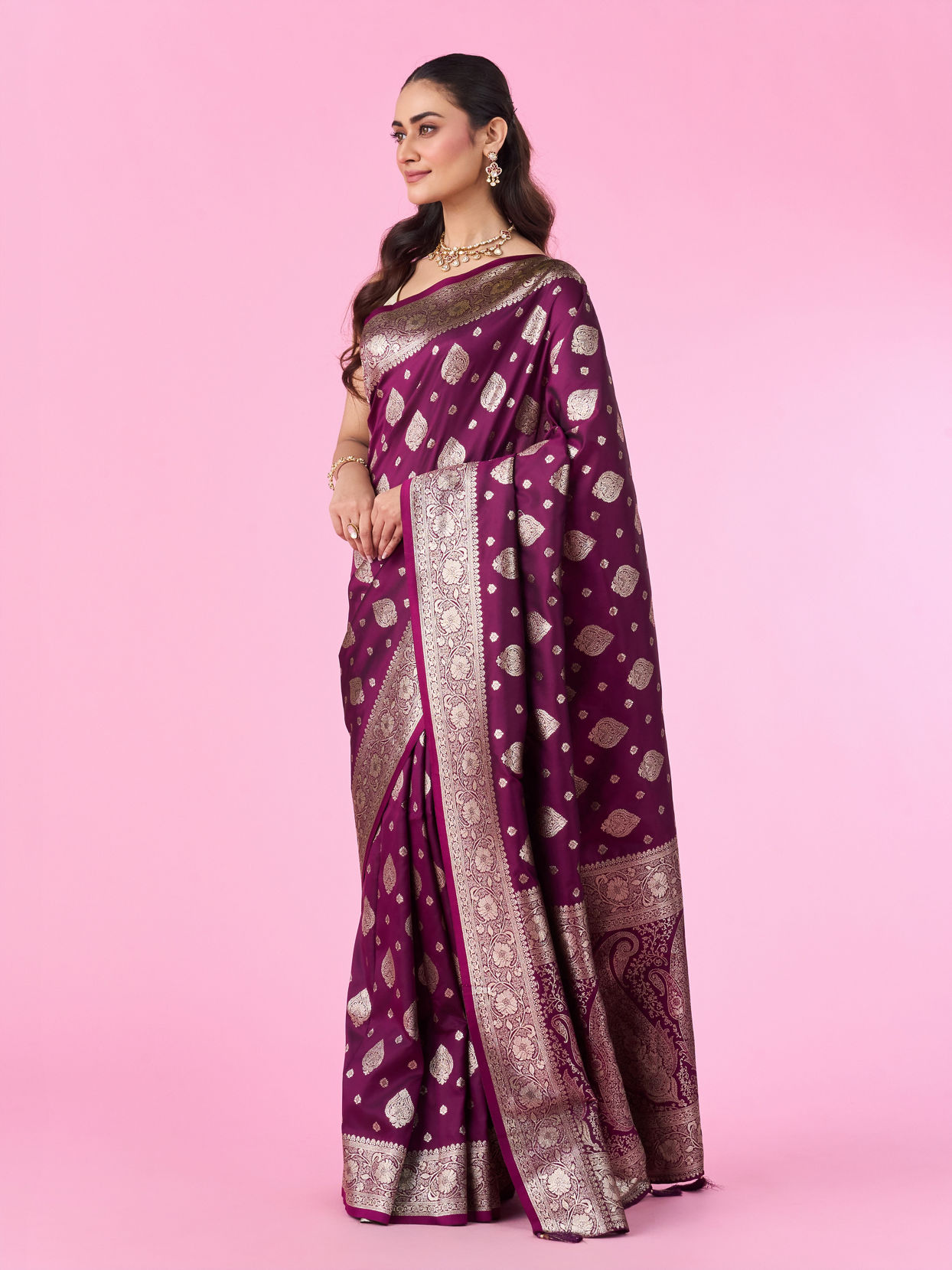 Mohey Women Wine Color Art Silk Gifting Saree