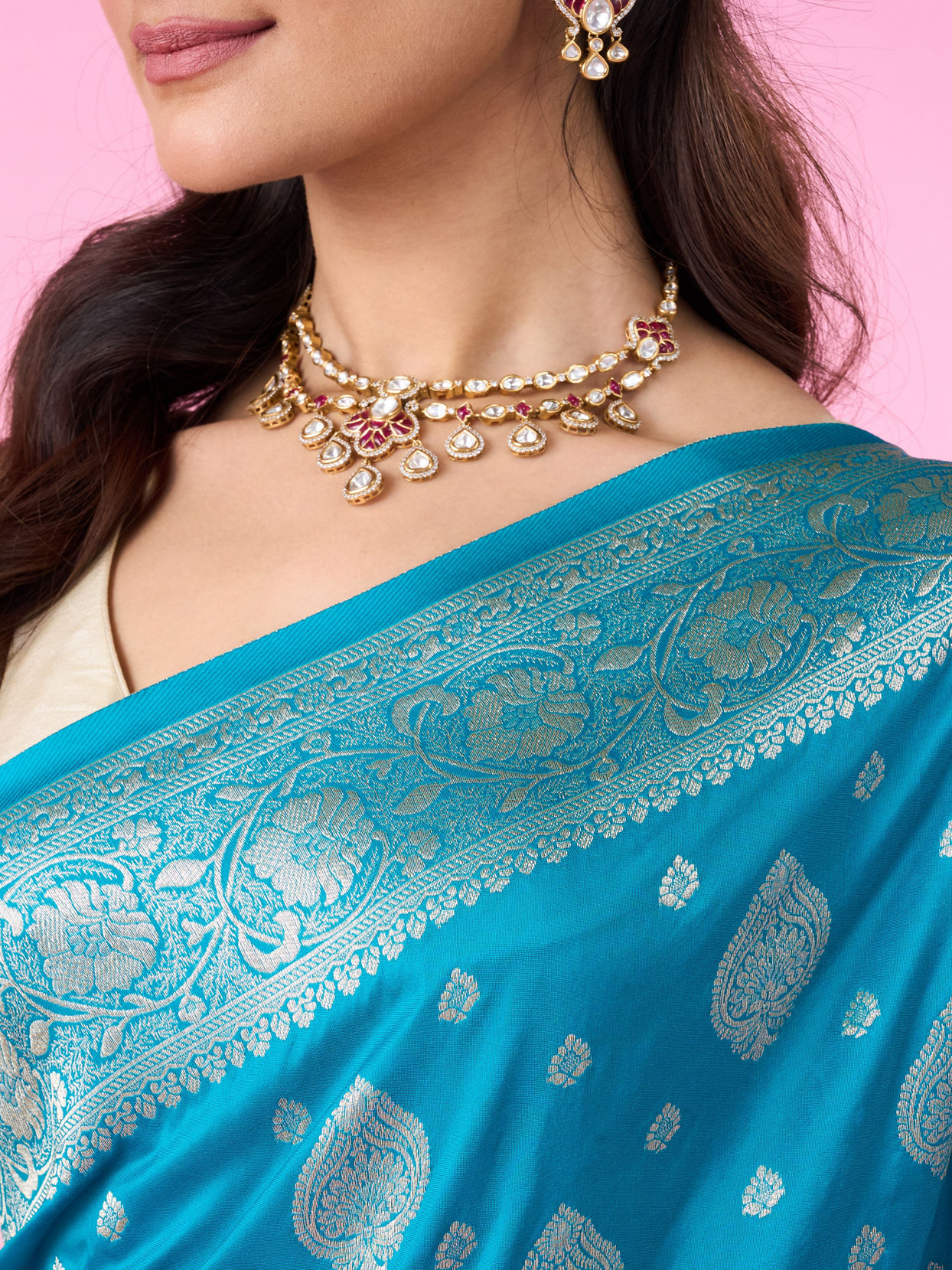 Mohey Women Radiant Blue Silk Saree